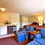 Econo Lodge Inn & Suites Groton