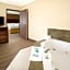 Holiday Inn Express and Suites Hotel - Pauls Valley