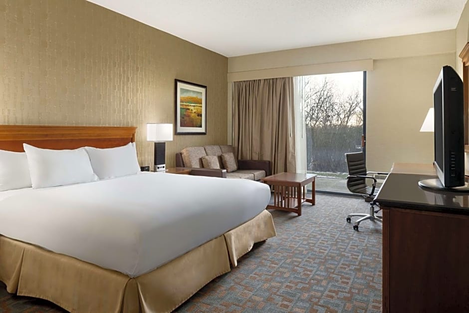 DoubleTree By Hilton Somerset Exec. Meeting Center