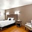 Red Lion Inn & Suites Pontoon Beach