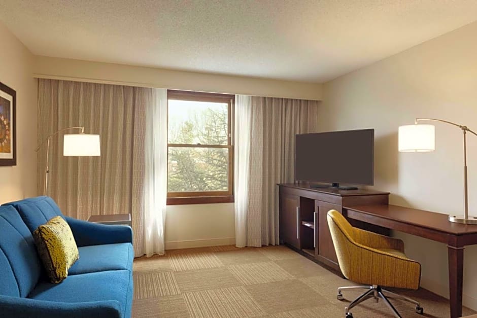 Hampton Inn By Hilton And Suites Springdale
