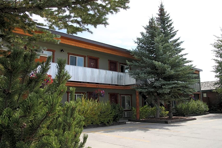Moose Creek Inn