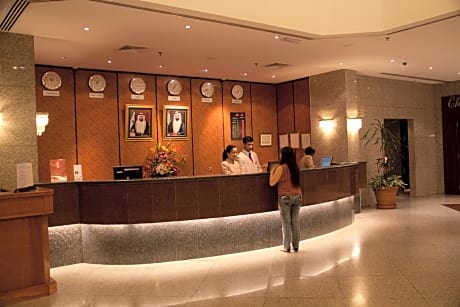 Aravi Hotel
