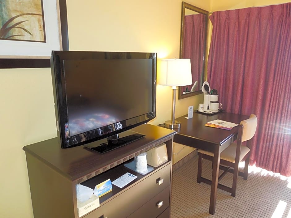 Days Inn by Wyndham Colchester Burlington