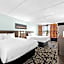 Clarion Inn & Suites near the Leconte Center Pigeon Forge