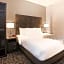 La Quinta Inn & Suites by Wyndham Baltimore Downtown