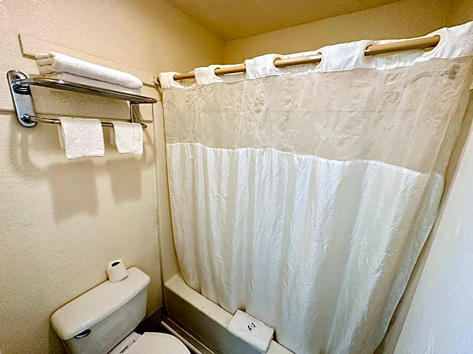 Economy Inn
