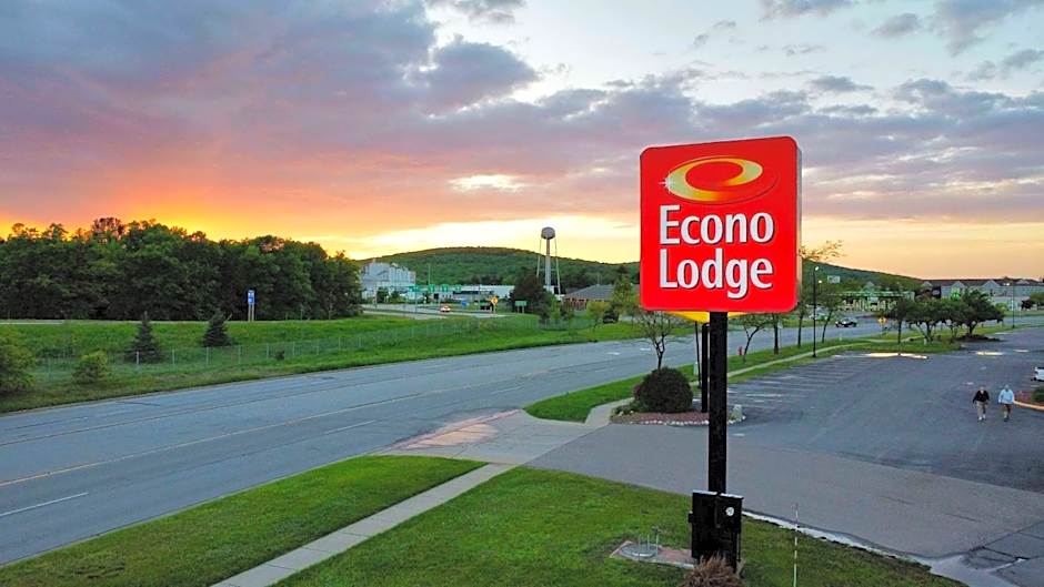 Econo Lodge Wausau - Rothschild