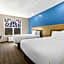 Sonesta Essential IAH Airport JFK Boulevard
