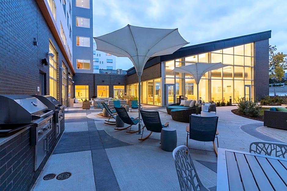 Element St. Louis Midtown