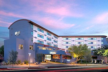 aloft, Suite, 1 King Bed, Balcony