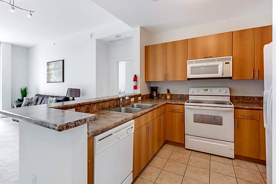 Dadeland Towers by Miami Vacations