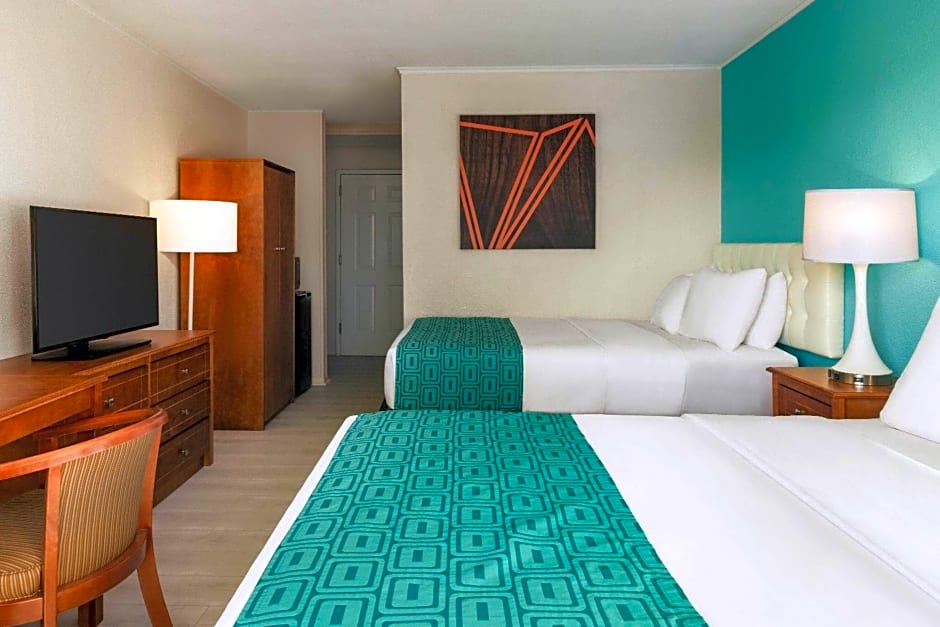 Howard Johnson by Wyndham Ocean City Oceanfront