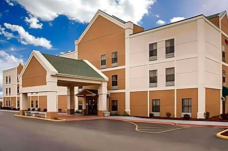 Halsted Inn and Suites Harvey - Chicago Southland