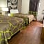 Super 8 by Wyndham Eureka/Six Flags Nearby