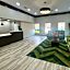 Quality Inn & Suites at Airport Blvd I-65