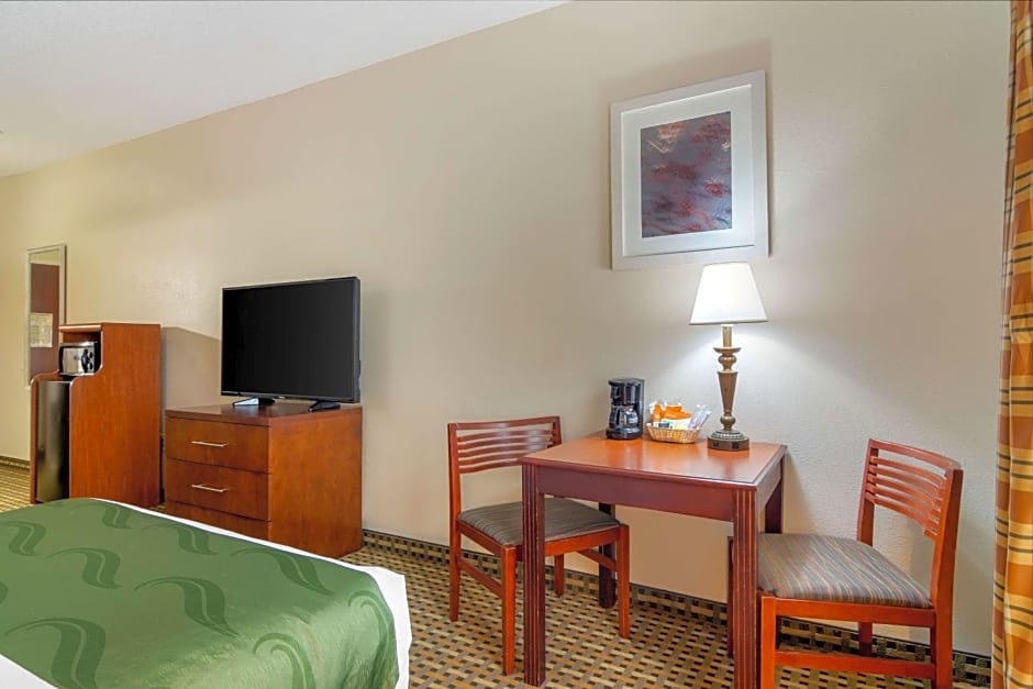 Quality Inn & Suites Decatur - Atlanta East