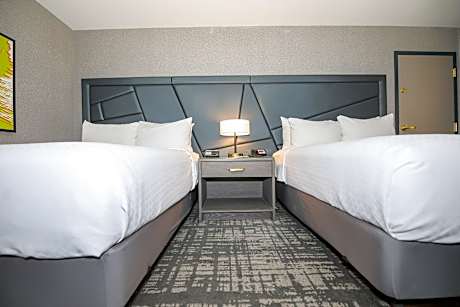 2 Double Beds Sleep Advantage Non-Smoking
