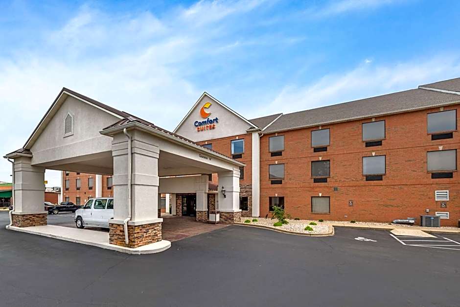 Comfort Suites Airport Louisville