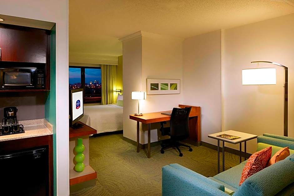 SpringHill Suites by Marriott Newark International Airport