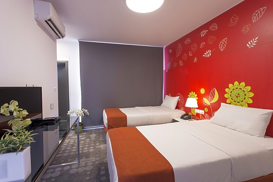Hotel 35 Rooms