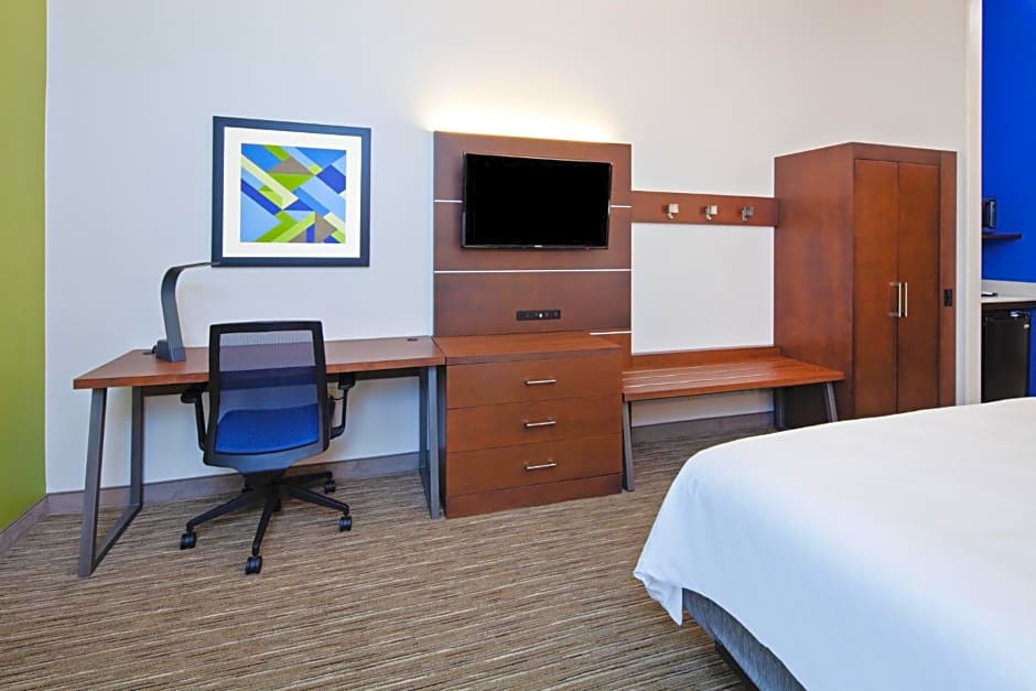 Holiday Inn Express & Suites Rancho Mirage - Palm Spgs Area by IHG