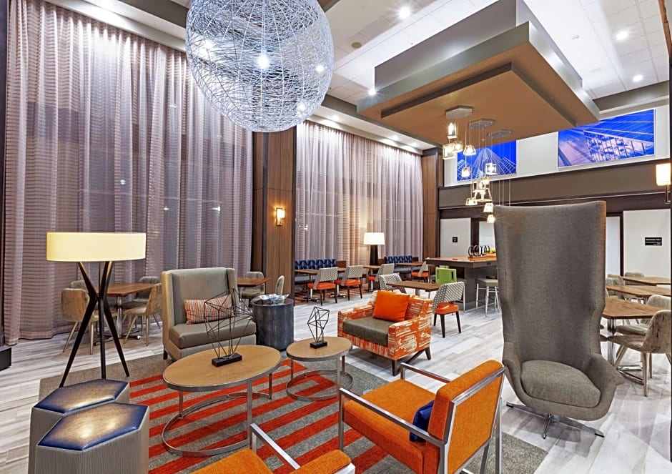 Hampton Inn By Hilton & Suites Houston-Bush Intercontinental Airport