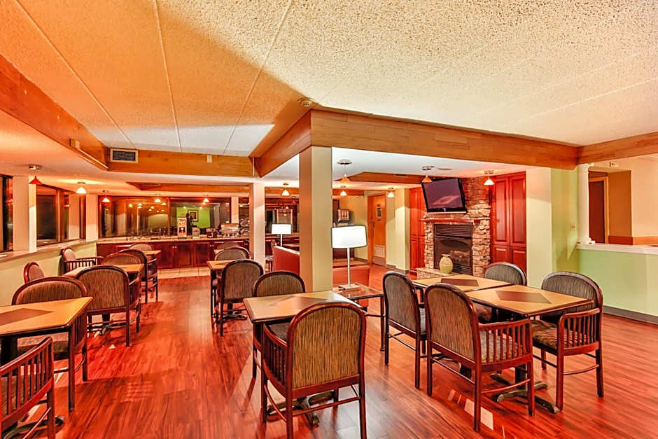 The View Inn & Suites Bethlehem / Allentown / Lehigh Airport
