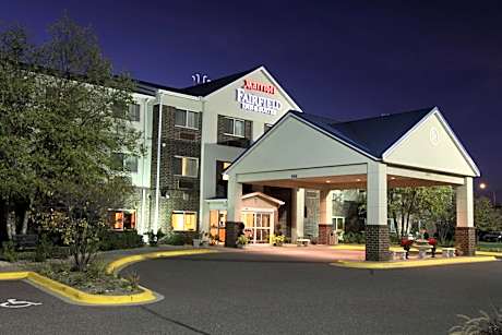 Fairfield Inn & Suites by Marriott Minneapolis St. Paul/Roseville