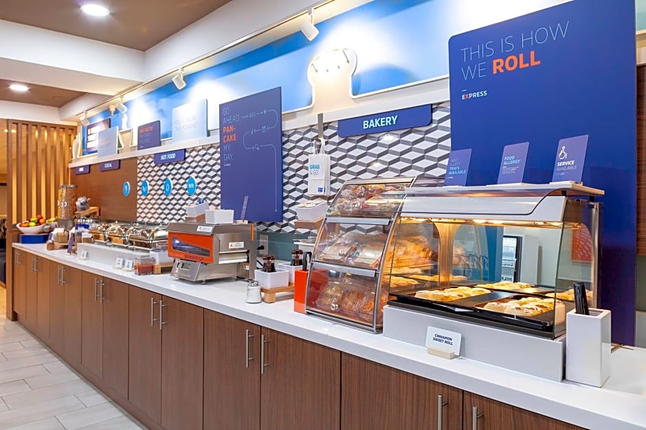 Holiday Inn Express Hotel & Suites Kimball