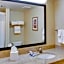 Fairfield Inn & Suites by Marriott South Hill I-85