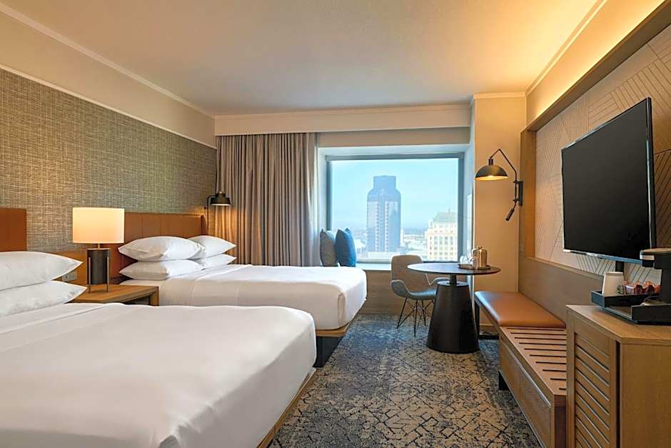 Sheraton Grand Sacramento Hotel