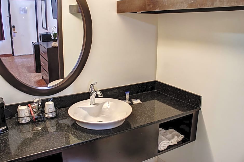 Americas Best Value Inn Heath-Newark