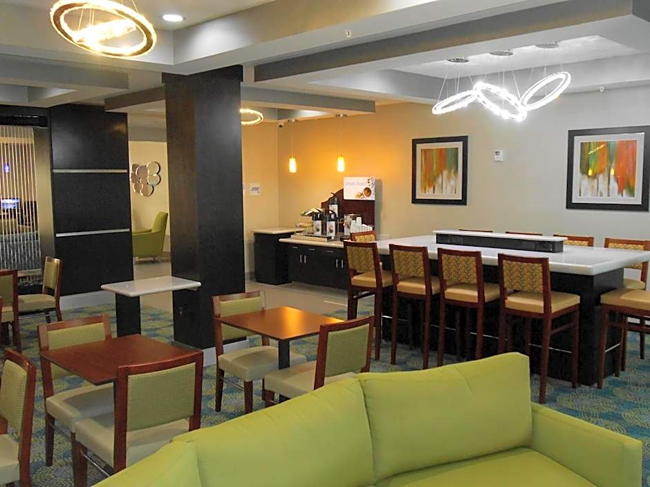 Holiday Inn Express & Suites Houston Northwest-Brookhollow