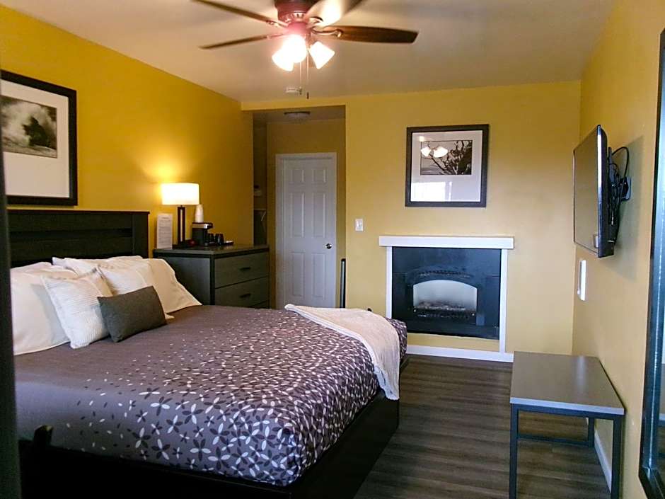 Carmel Wayfarer Inn