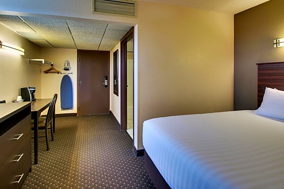 EverSpring Inn