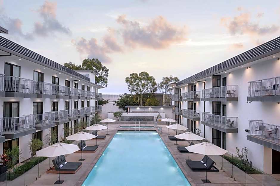 The Lum Hotel Los Angeles Stadium District