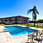 Days Inn by Wyndham Bakersfield