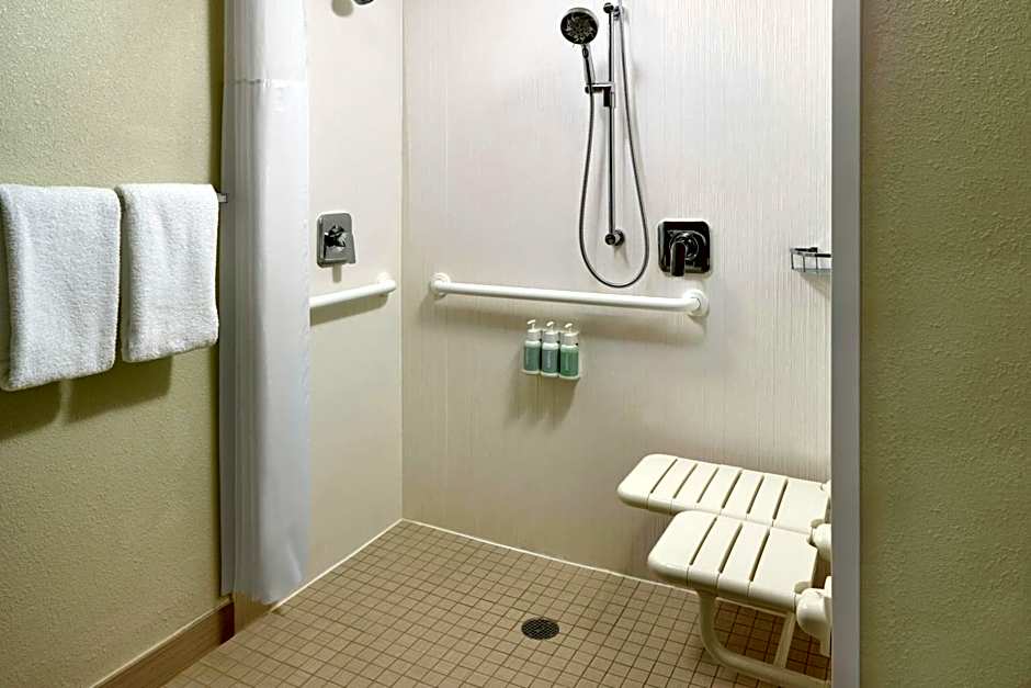Courtyard by Marriott Greenville Haywood Mall