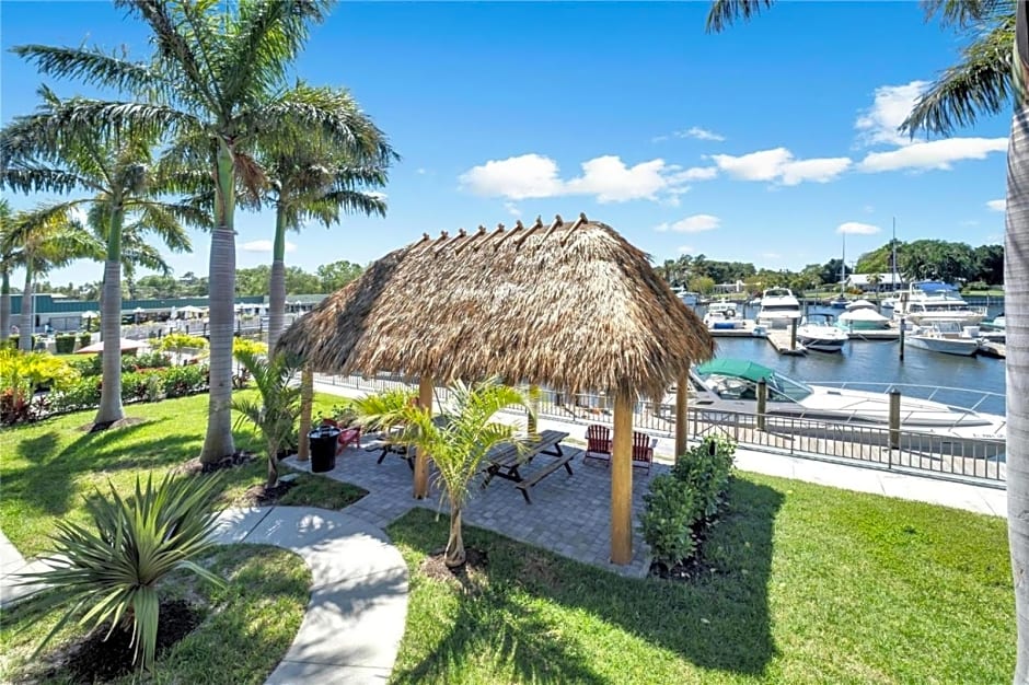 Marina Vibes - Sarasota