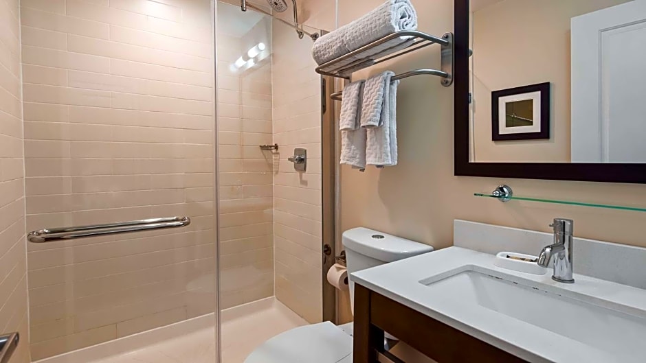 Best Western Plus Philadelphia Convention Center Hotel