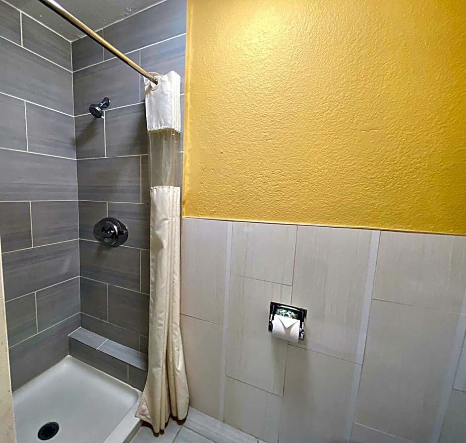 4 Star Motel