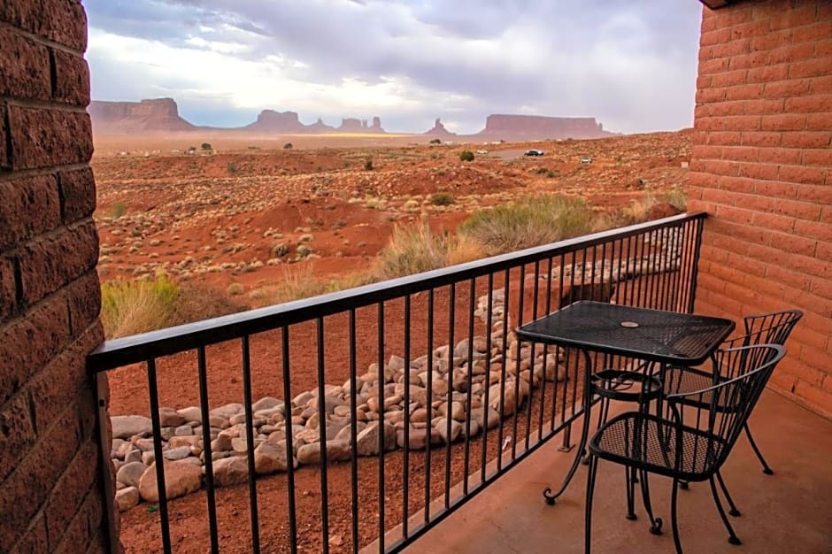monument valley hotel goulding’s lodge