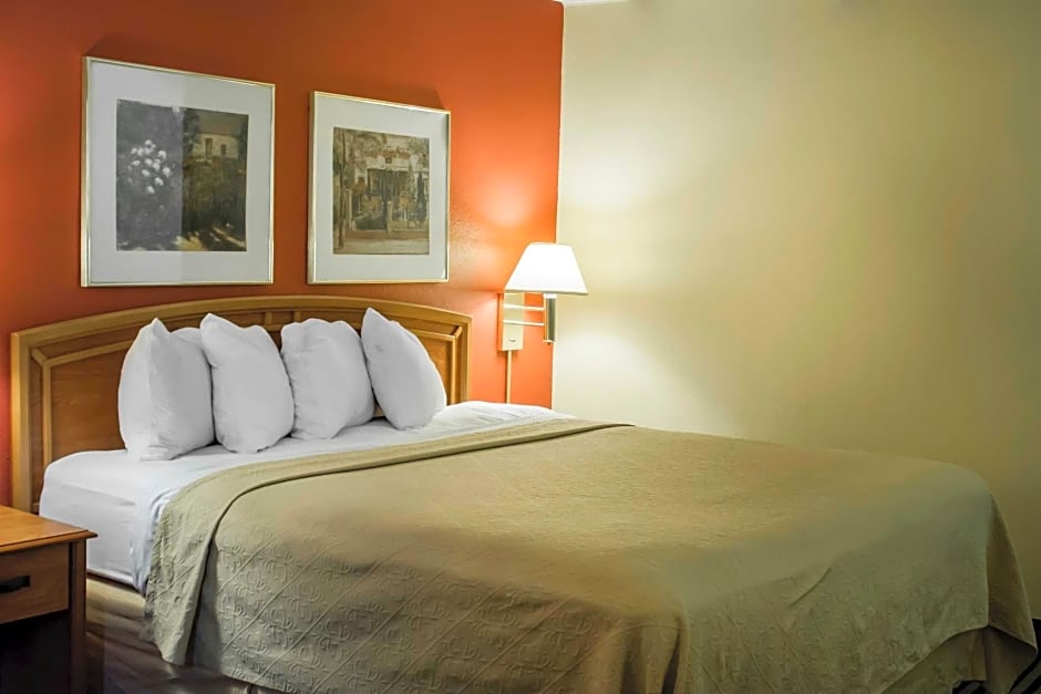 Econo Lodge Wickliffe - Cleveland East