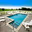 Lancaster Inn & Suites
