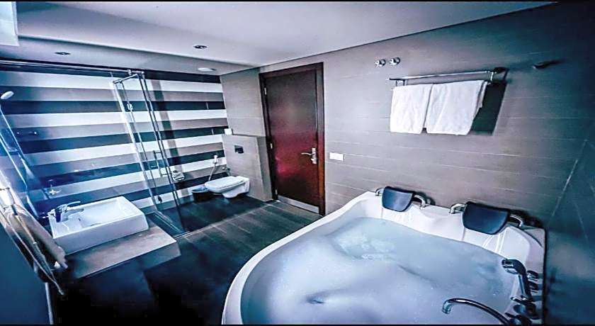 Jounieh Suites