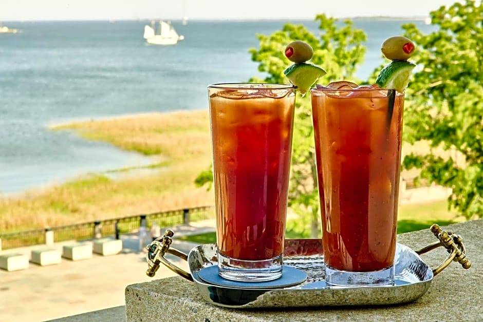 Harbourview Inn