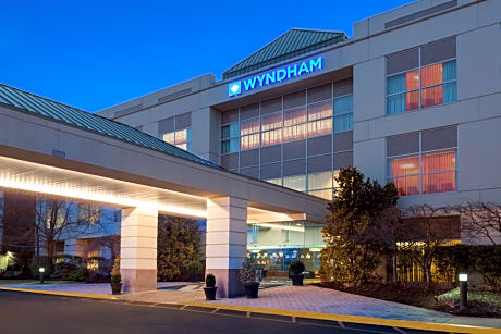 Wyndham Hamilton Park Hotel