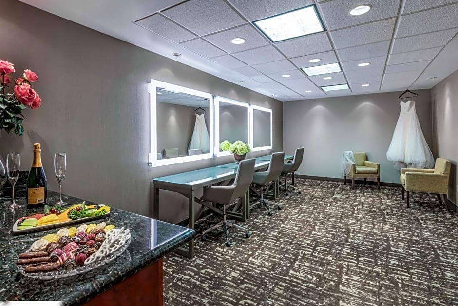 Embassy Suites By Hilton Hotel St. Louis - St. Charles