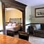 Chalet Inn & Suites
